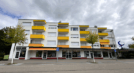 Haus - Charmante 2-Zimmerwohnung direkt am Bahnhof Schwerzenbach