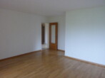 Wohnzimmer - Attraktive 3-Zimmerwohnung in Schwerzenbach