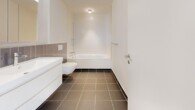 Badezimmer - 4.5-Zimmer Neubau-Erstbezug am Fusse des Uetlibergs