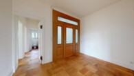 Eingangsbereich - Renovierte 3-Zimmerwohnung mit stilvollem Jugendstil-Charme