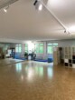Raum - Zum Start des Mietverhältnisses offerieren wir Ihnen zwei freie Mietzinse. Suchen Sie einen großzügigen Gewerberaum in Rümlang-Letten?