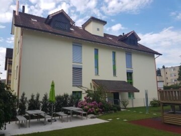 Helle Wohnung mit Gartensitzplatz & Wintergarten in Dübendorf, 8600 Dübendorf, Wohnung