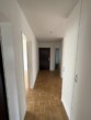 Gang - Helle Wohnung mit Gartensitzplatz & Wintergarten in Dübendorf