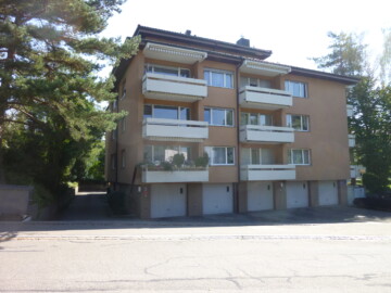 Parkplätze, Nähe Spar Schwerzenbach, 8603 Schwerzenbach, offener Parkplatz